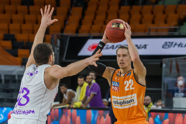 三分球威胁 三分球威胁