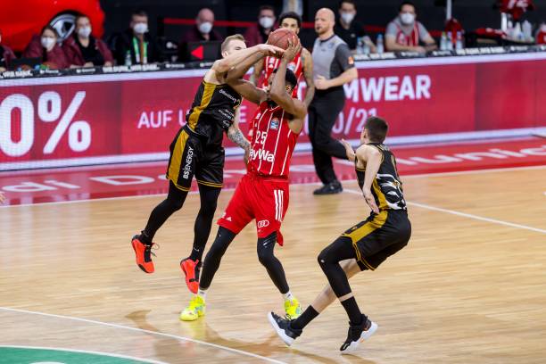 本土球员依 本土球员依