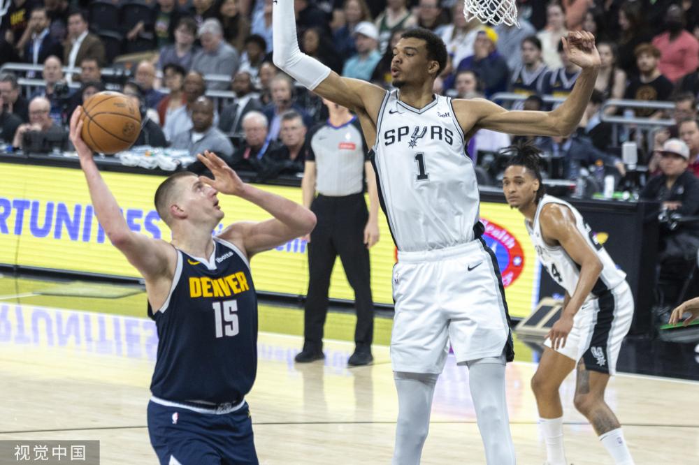 并充分发挥 并充分发挥